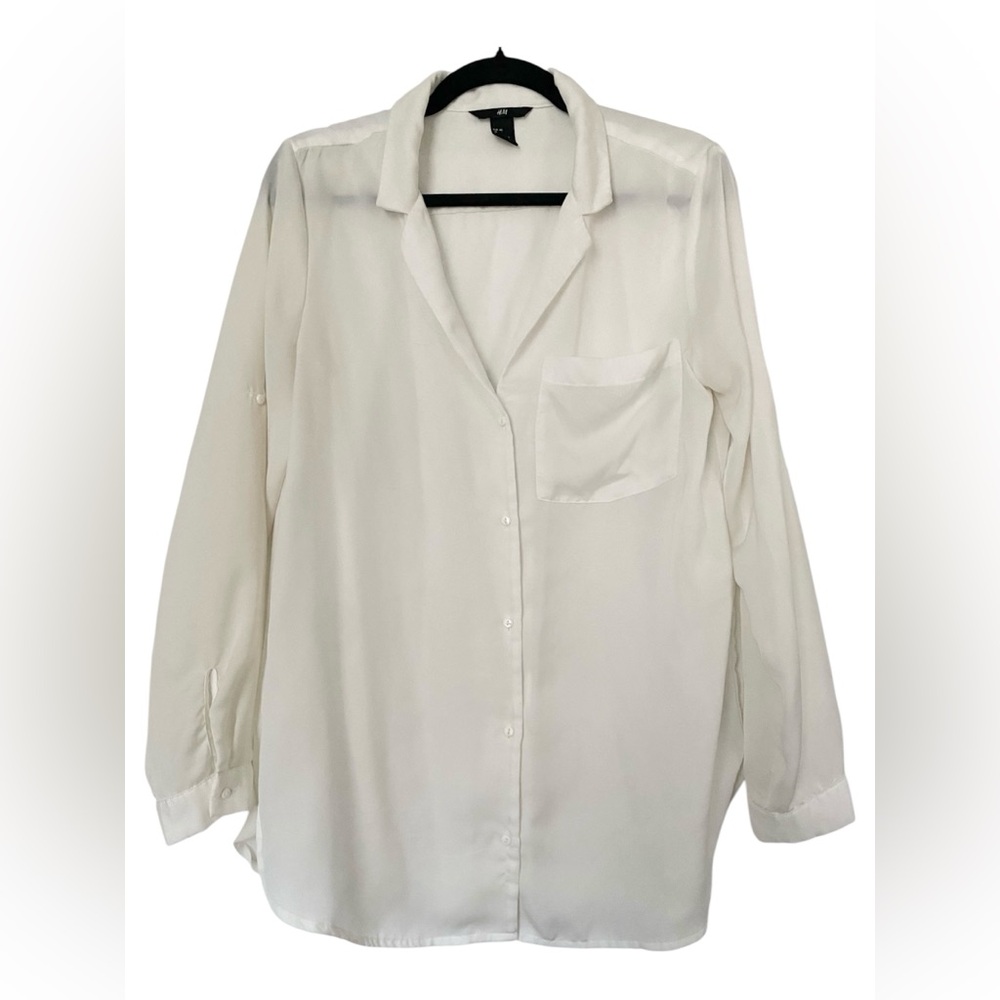 H&M White Collared Button Down Long Sleeve Top